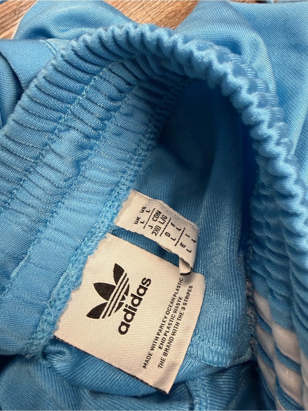 Y2K Adidas blue track pants with white stripes, size L - Picture 3 of 6